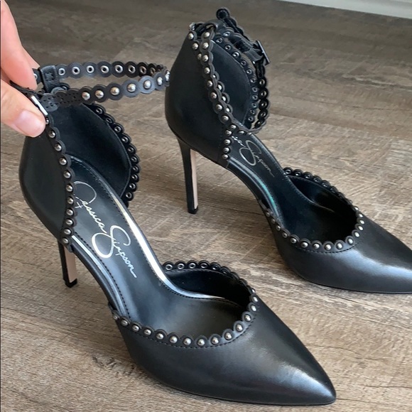 Brand new Jessica Simpson heels - Picture 2 of 3
